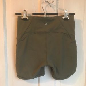Lululemon biker shorts size 8, never worn